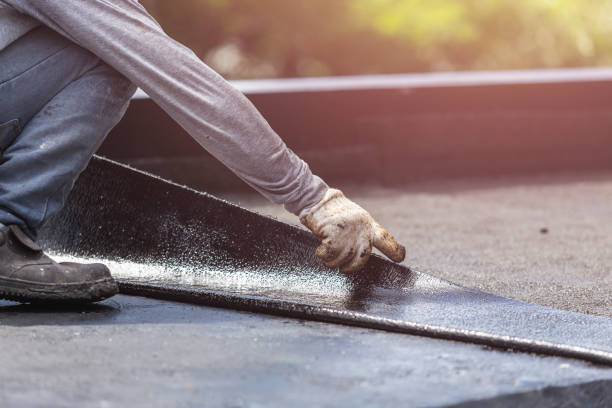 Professional Vapor Barrier Installation technician working in Aurora, IN